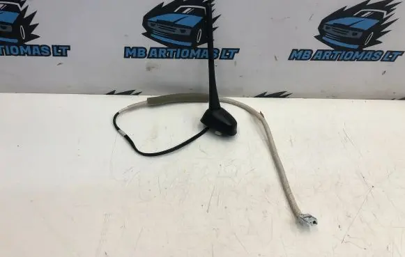 Honda Insight Bluetooth antenna V3067820