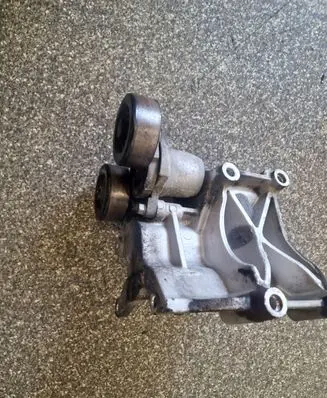 Generator/alternator bracket