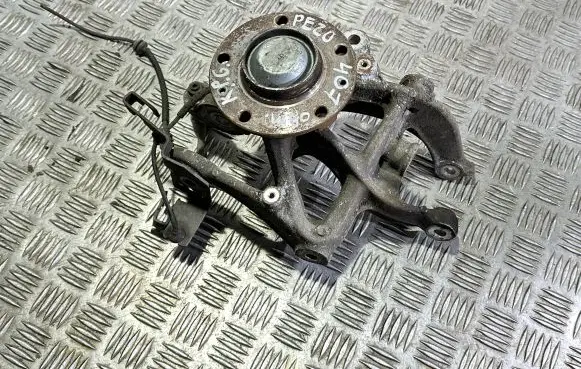 Peugeot 407 Rear wheel hub