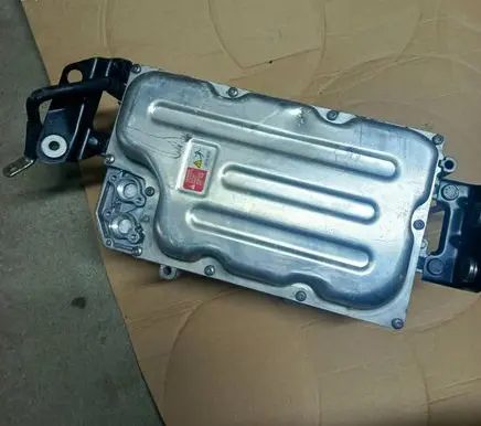 Porsche Cayenne (92A) Hybrid / electric car battery 0437508559 20150519 7PP907080K