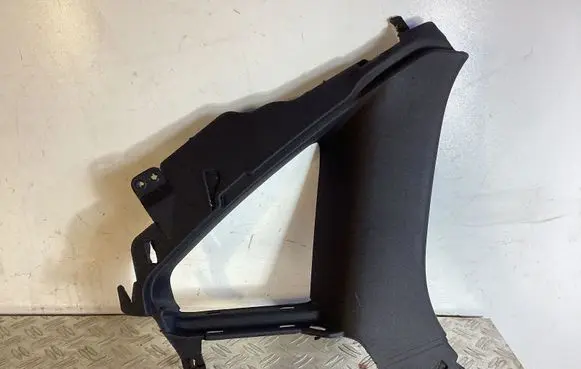 Volvo S90, V90 (C) pillar trim 31377671