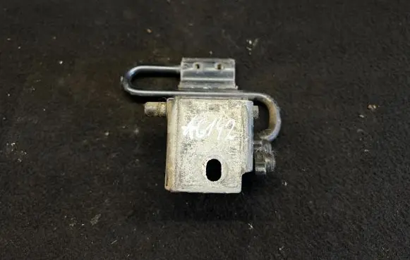 Front door hinge set