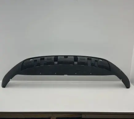 Front bumper lip