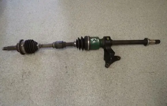 Front driveshaft