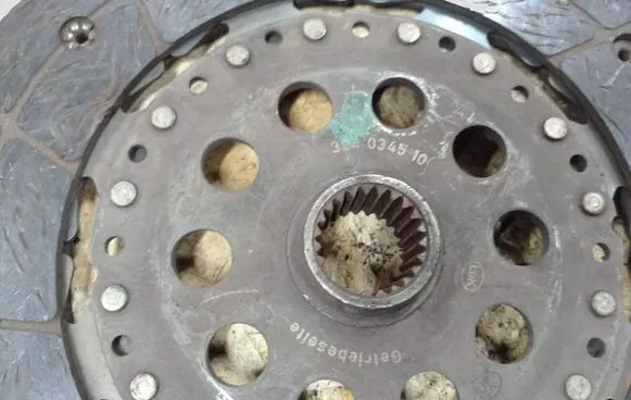 Opel Vectra C Clutch pressure plate 324034510 LUK