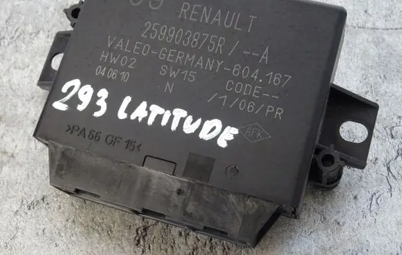 Renault Latitude (L70) Fan control module 259903875R