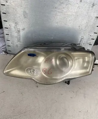 Volkswagen PASSAT B6 Headlight/headlamp 3C0941005J