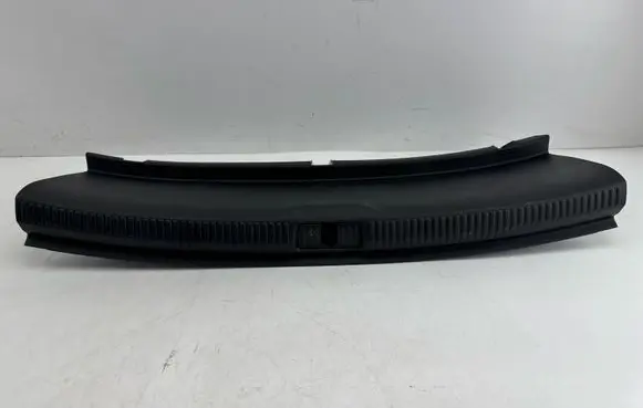 Audi A3 S3 8V Trunk/boot sill cover protection 8V5863471A