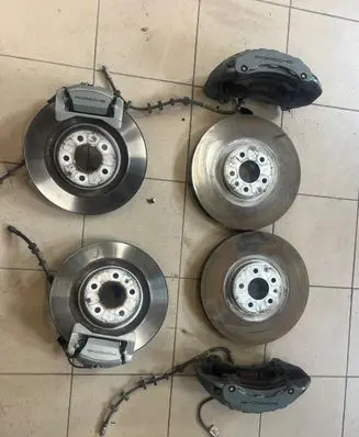Porsche Macan (95B) Brake discs and calipers set 95B615105CF 95B615106CF 95B615302AA