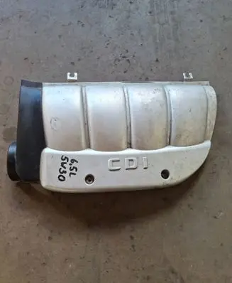 Mercedes-Benz C W203 Engine cover (trim) A6110101167
