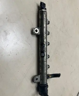 Opel Zafira B Fuel main line pipe 0445214056 023770L2