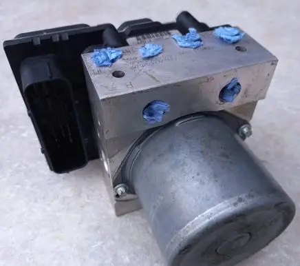 BMW X3 E83 ABS Pump 3450606 3450562 34513450562