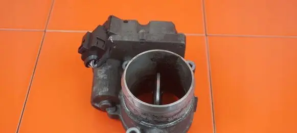 Hyundai Santa Fe Throttle body valve 5WY9110C D4EB