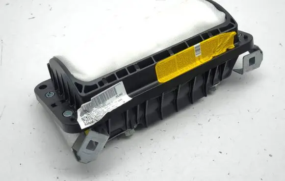 Porsche Cayenne (92A) Passenger airbag 7P5880204 071723020 34058406A