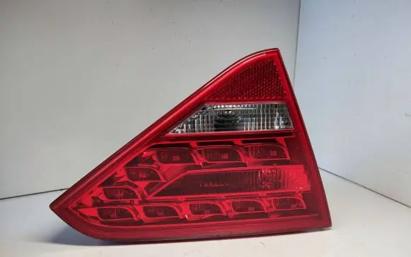Audi A5 8T 8F Tailgate rear/tail lights 8T0945093A AU484