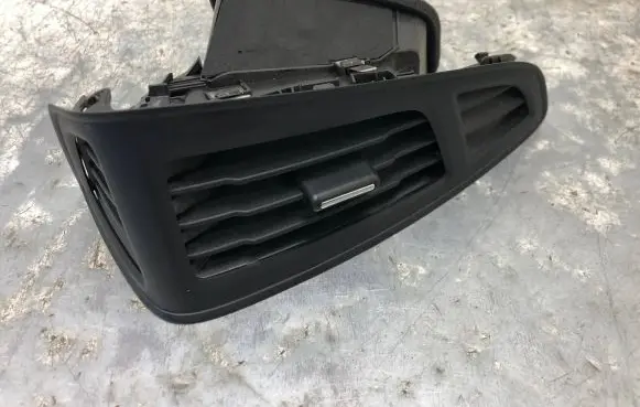 Ford Focus Dashboard side air vent grill/cover trim BM51-A018B08-AJ