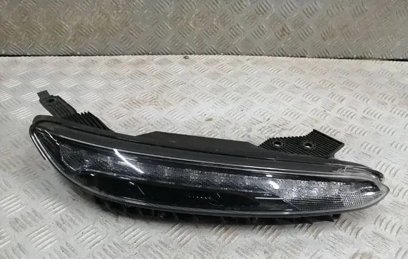 Hyundai Kona I LED Daytime headlight 92208J9500