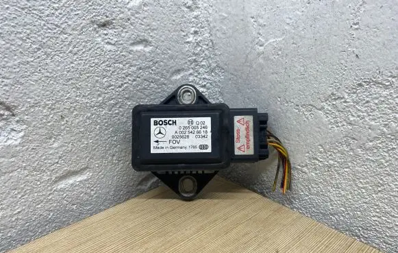 Mercedes-Benz CLS C219 ESP acceleration yaw rate sensor A0025426618 0265005246 0025628