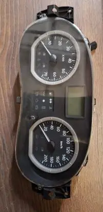 Dacia Logan I Speedometer (instrument cluster) P8200752820