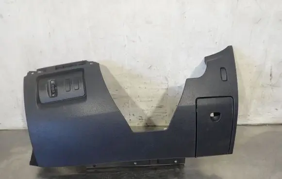 Renault Clio III Dashboard lower bottom trim panel 