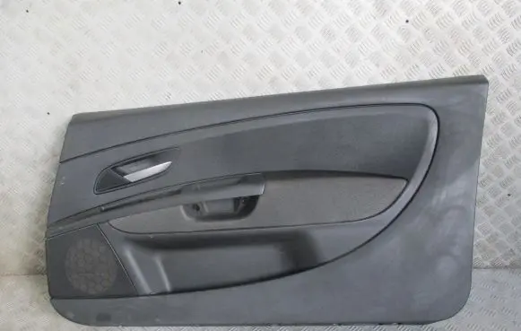 Fiat Grande Punto Front door lock