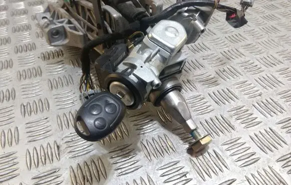 Ford Focus Ignition lock 4M513C529GC