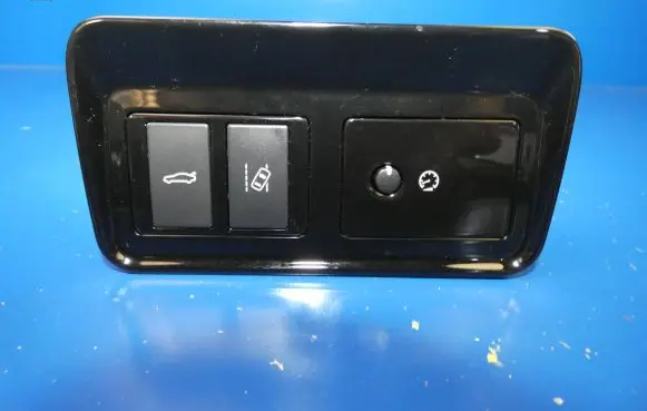 Jaguar XF Tailgate opening switch GX73-11654-HC 15062301 M0128400339
