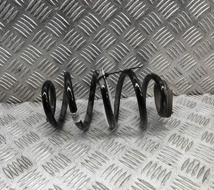 BMW 2 F44 Rear coil spring 6866770