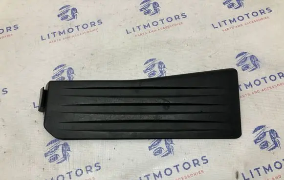 BMW 7 F01 F02 F03 F04 Foot rest pad/dead pedal 7213321