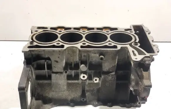 Citroen C4 I Picasso Engine block 758456680 DHEGE