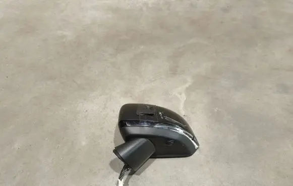 Volvo C40 Front door electric wing mirror 22506261