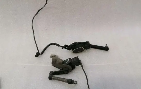 BMW M4 F82 F83 Headlight/headlamp level sensor 6870000