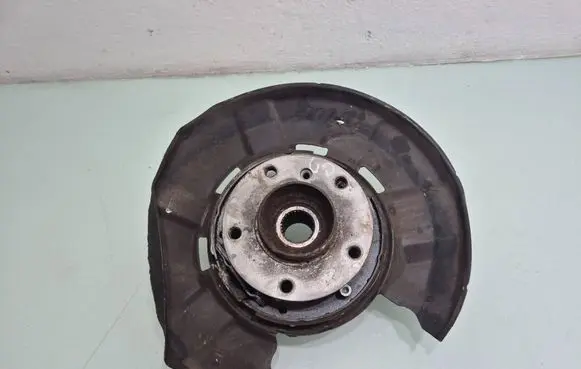 BMW X1 E84 Rear wheel hub 