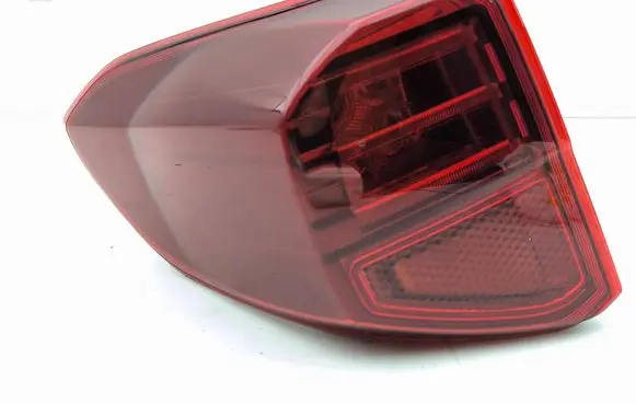 Suzuki Vitara (LY) Rear/tail lights QF06YFA 00307