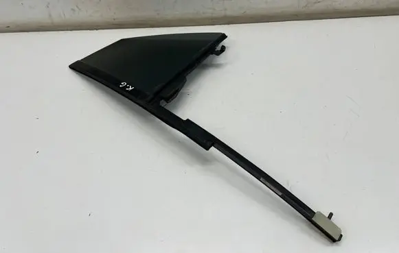 Mercedes-Benz CLA C118 X118 Rear vent window glass 
