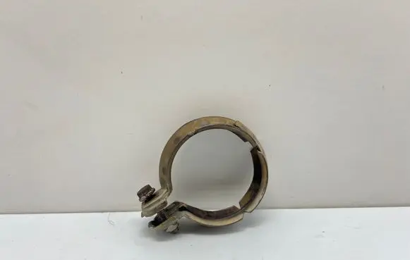 Mercedes-Benz C W205 Muffler pipe connector clamp A0009958902