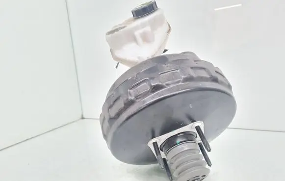 Land Rover Evoque I Brake booster 03350885571