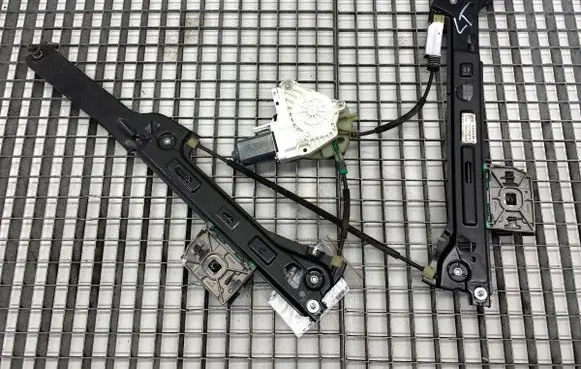 Audi A7 S7 4G Rear door window regulator with motor 4G8839461A