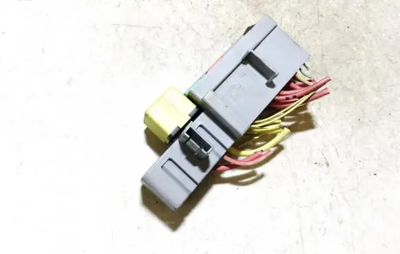 Renault Megane II Fuse box set 8200051112