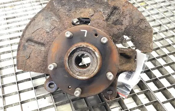 KIA Sportage Front wheel hub spindle knuckle