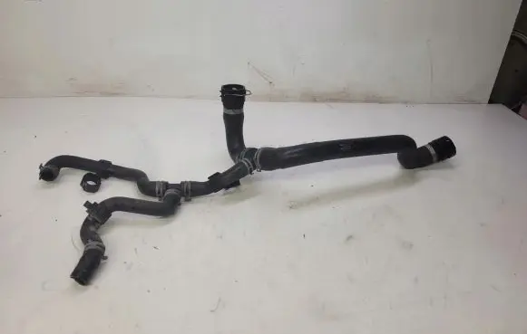 Audi A5 8T 8F Engine coolant pipe/hose 8K0122101G