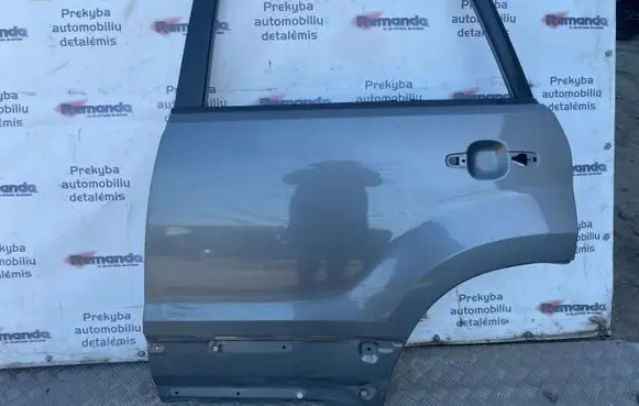 Suzuki Grand Vitara II Rear door