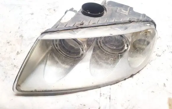 Volkswagen Touareg I Headlight/headlamp