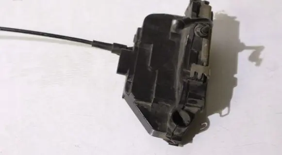 Renault Scenic II - Grand scenic II Front door lock