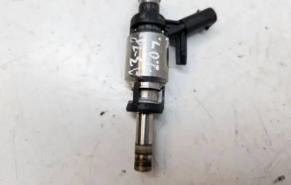 Audi A3 S3 8V Fuel injector 06L906036K