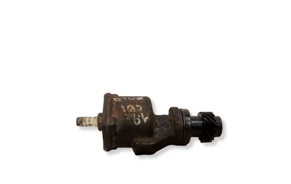 Volkswagen Polo III 6N 6N2 6NF Vacuum pump 028207A