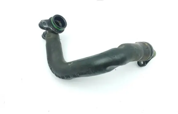 Audi Q2 - Breather/breather pipe/hose 04C103474B