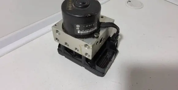 Audi A3 S3 8L ABS Pump 1J0907379 10094603203 1J0614117A