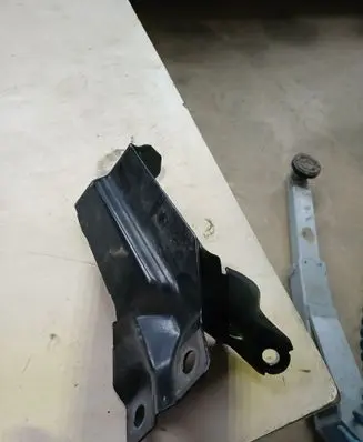 Volvo V60 Bottom radiator support slam panel 31261932