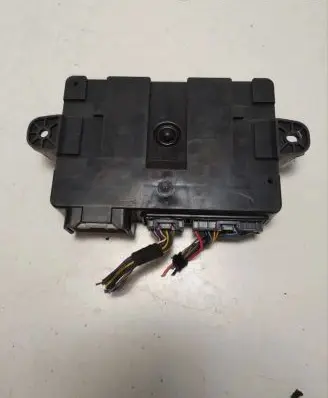 Land Rover Range Rover Velar Keyless (KESSY) go control unit/module HPLA19H440BF HPLA-19H440-BF LR083970